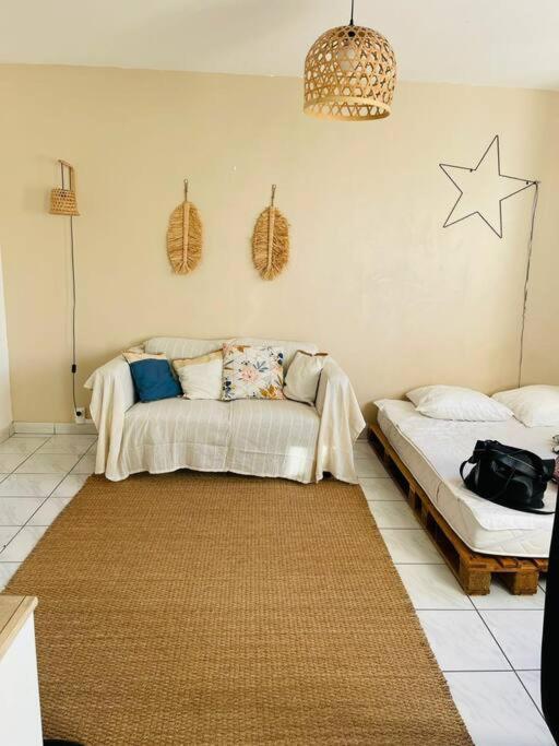 Appartement Idealement Situe Sur Boucan Canot Сен-Жиль-ле-Бэн Экстерьер фото